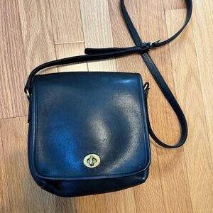 Vintage Coach Companion Black Leather Crossbody Bag Costa Rica